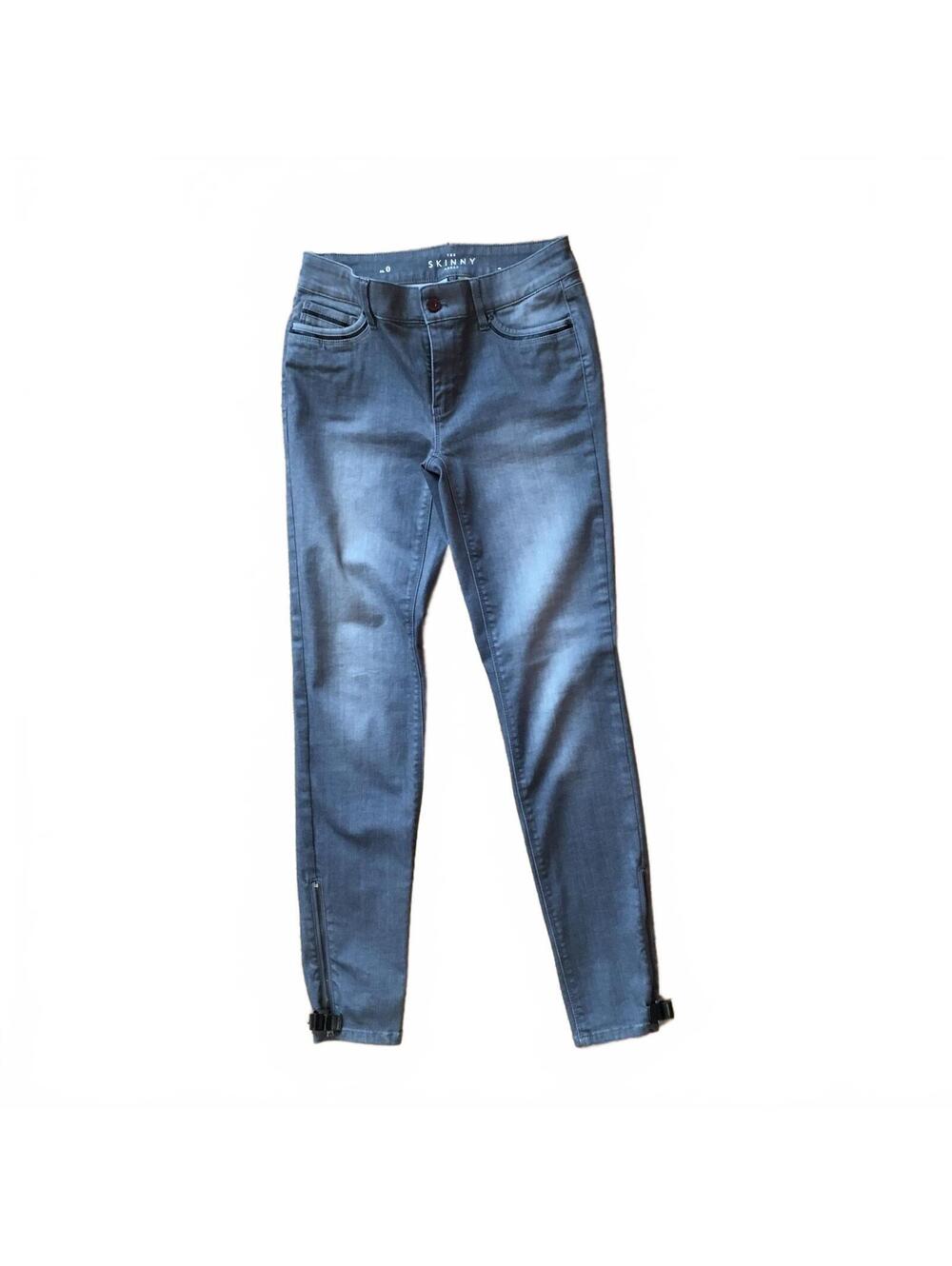WHBM Gray skinny jeans